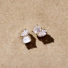 Carregar imagem no visualizador da galeria, Piercing Solitário Diamante