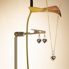 Carregar imagem no visualizador da galeria, Brinco Frasco Coração Iolita