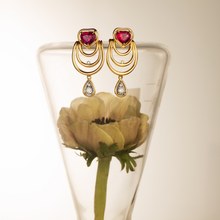 Carregar imagem no visualizador da galeria, Brinco Amour Rubelita