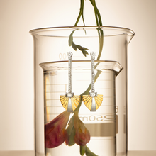 Carregar imagem no visualizador da galeria, Brinco Amour Deco Quartzo