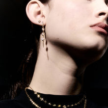 Carregar imagem no visualizador da galeria, Piercing Gotas Diamantes
