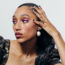 Carregar imagem no visualizador da galeria, Brinco Celebrate Everything