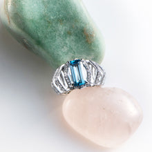 Carregar imagem no visualizador da galeria, Anel Deneuve Topazio