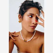 Carregar imagem no visualizador da galeria, Brinco Banho de Sol